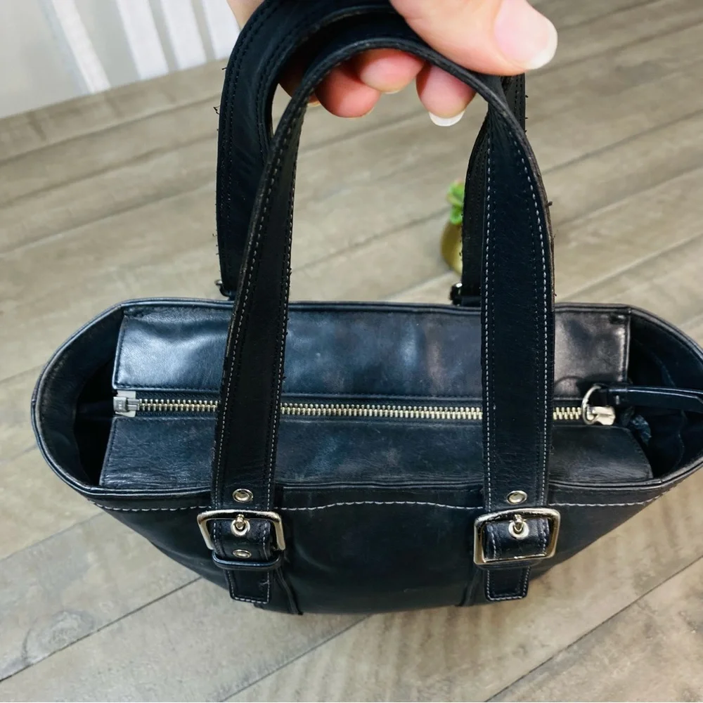 Coach Hampton Vintage Black Smooth Leather Tote Shoulder Bag - Picture 9 of 13